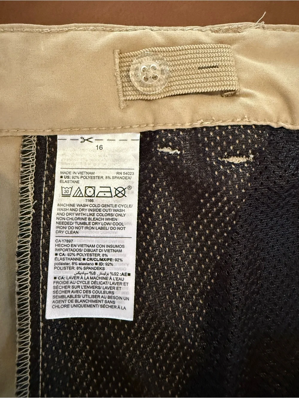 Old Navy Tech Hybrid khaki Chino Shorts, boys size 16